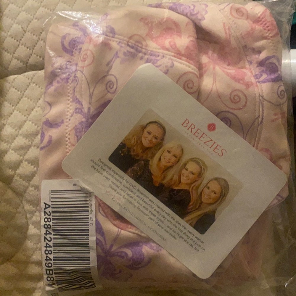 Breezies bra new